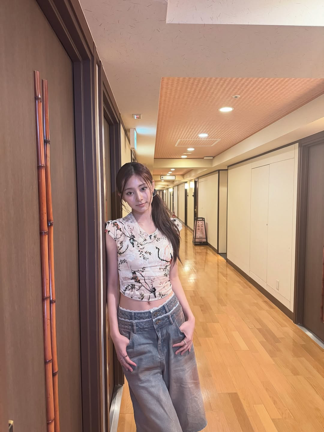 A moment captured by Tzuyu (TWICE)'s fan