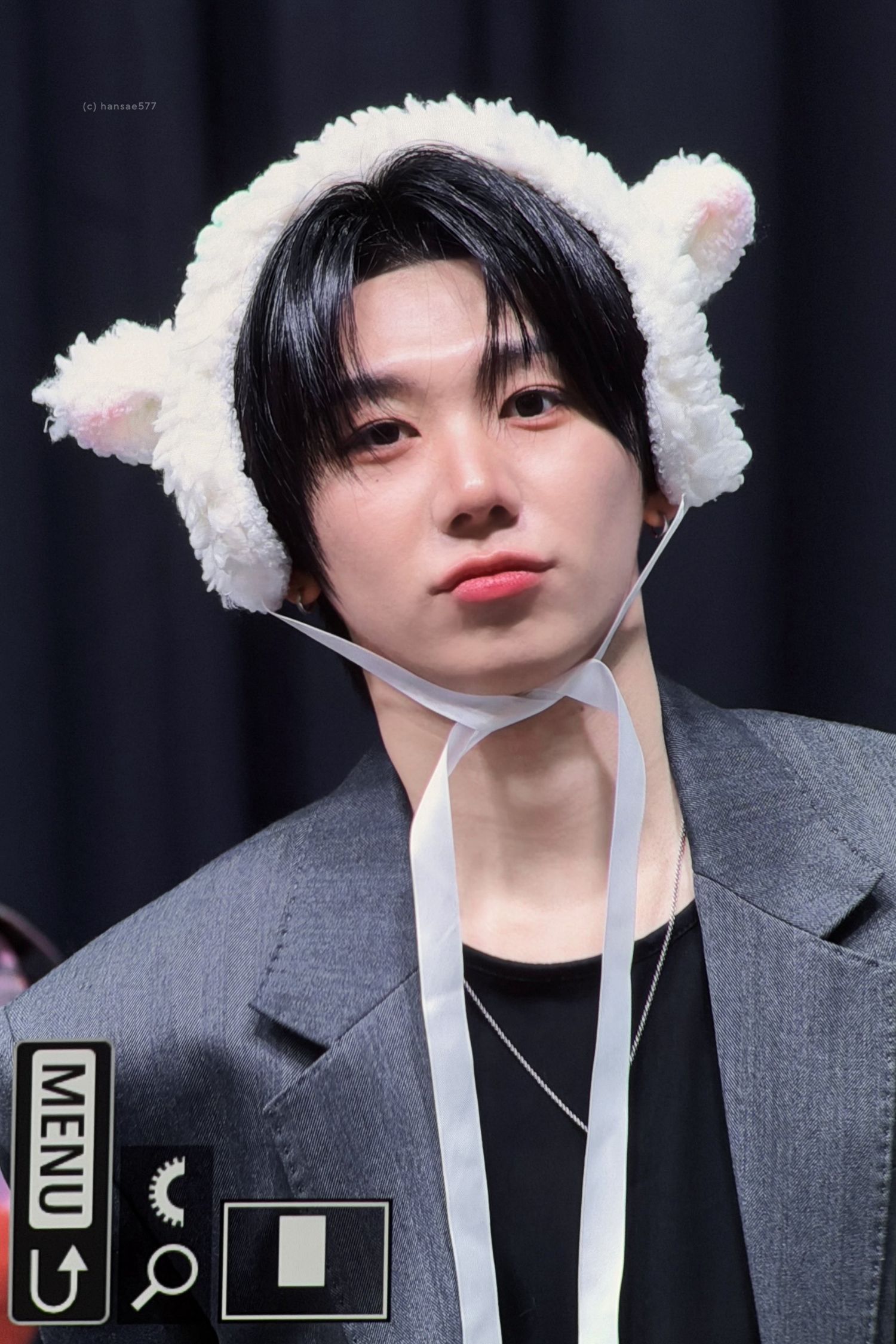 A moment captured by Park Han (AHOF)'s fan