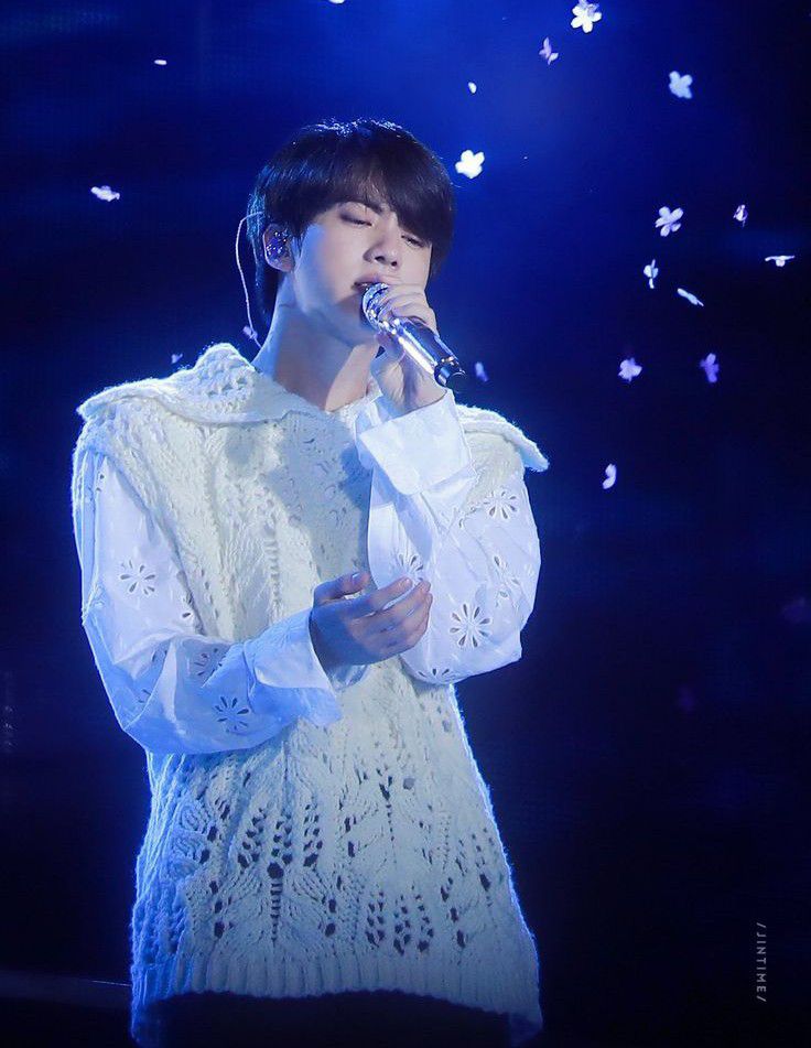 Behind-the-scenes cut of Jin (BTS)