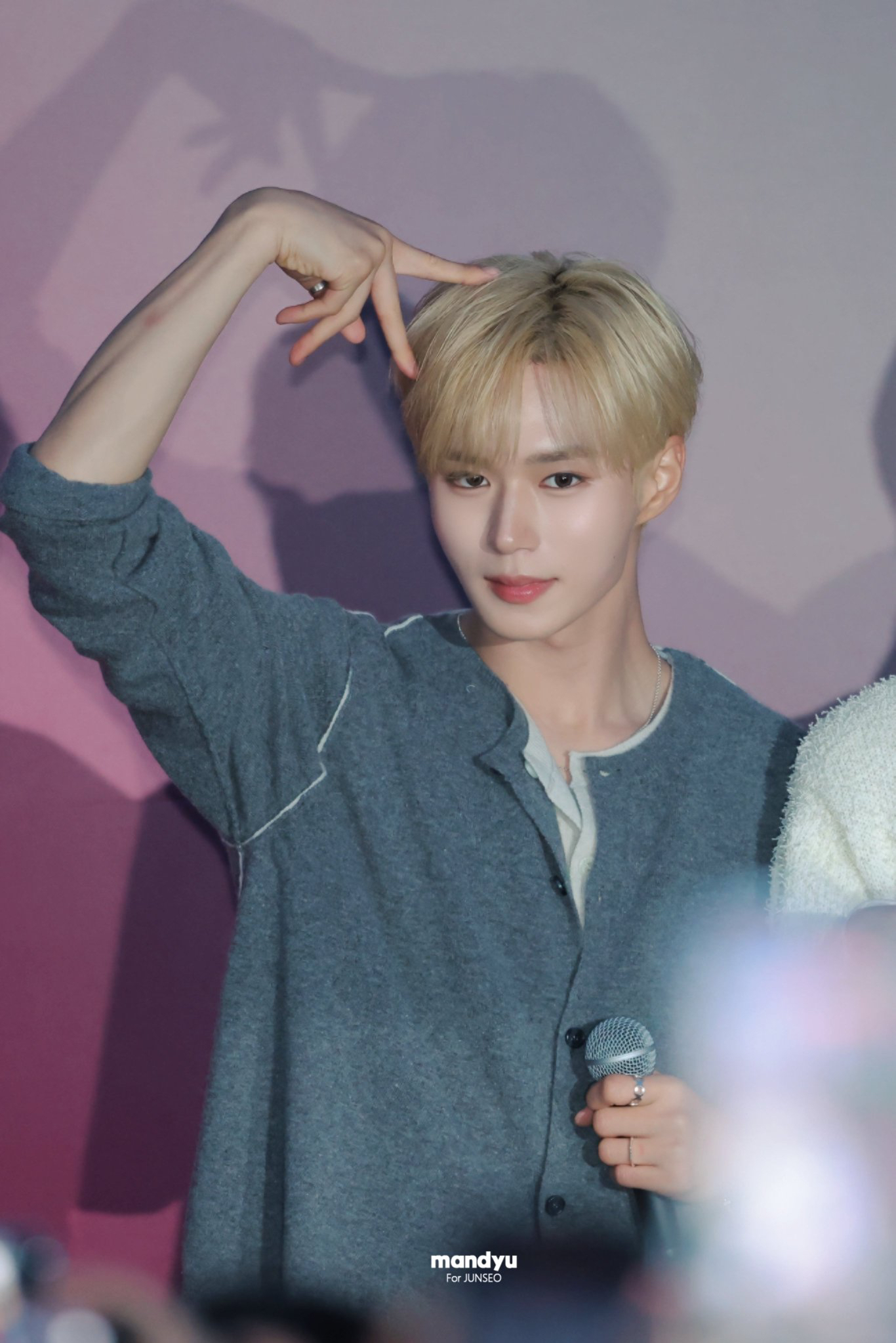 Recent activity shot of Kim Junseo (ALPHA DRIVE ONE)