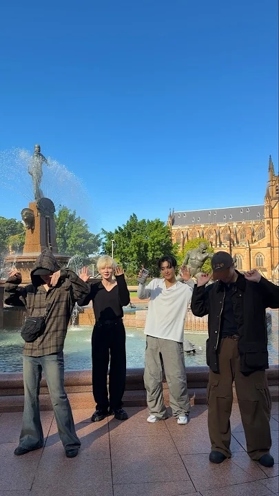 ATEEZ粉絲親手製作的特別桌布