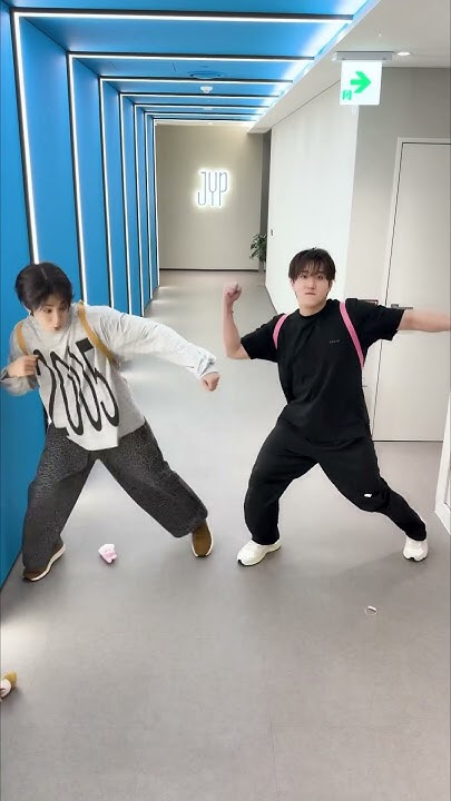 Stray Kids의 비하인드 컷