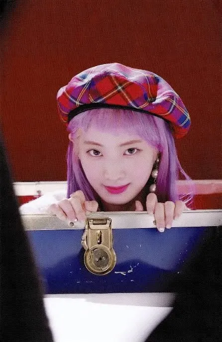 다현 (TWICE)의 비하인드 컷