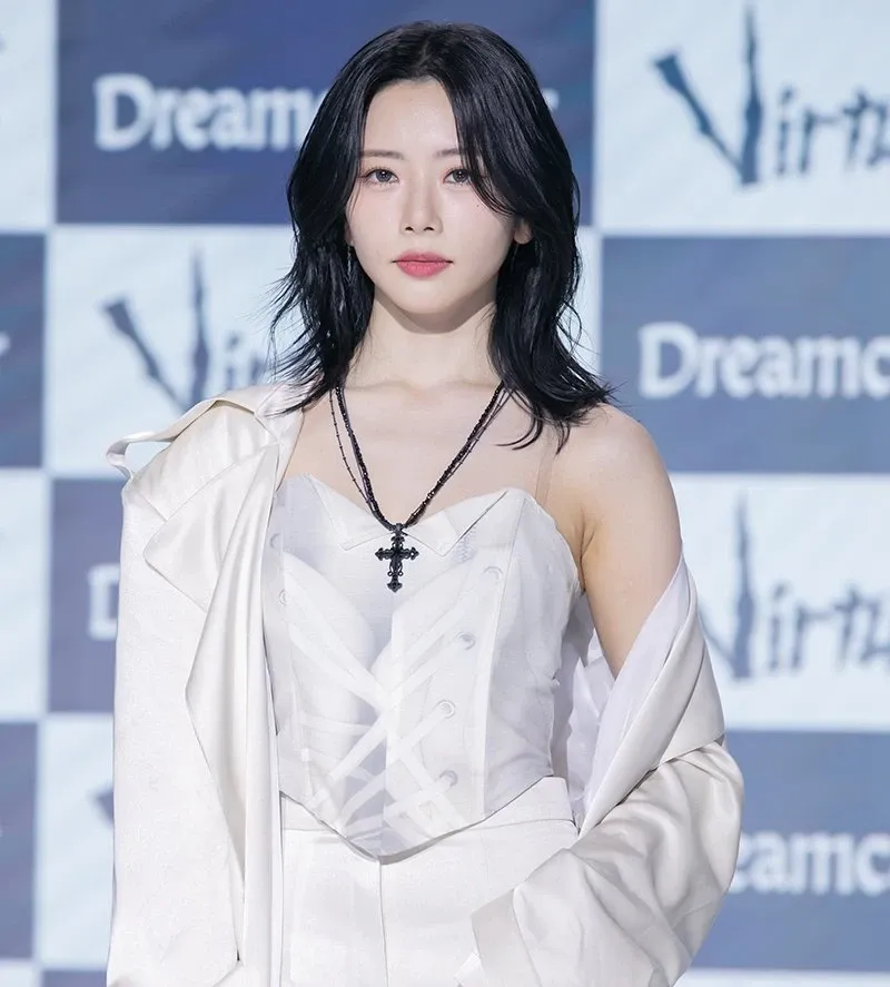 Recent activity shot of JI U (DREAMCATCHER)
