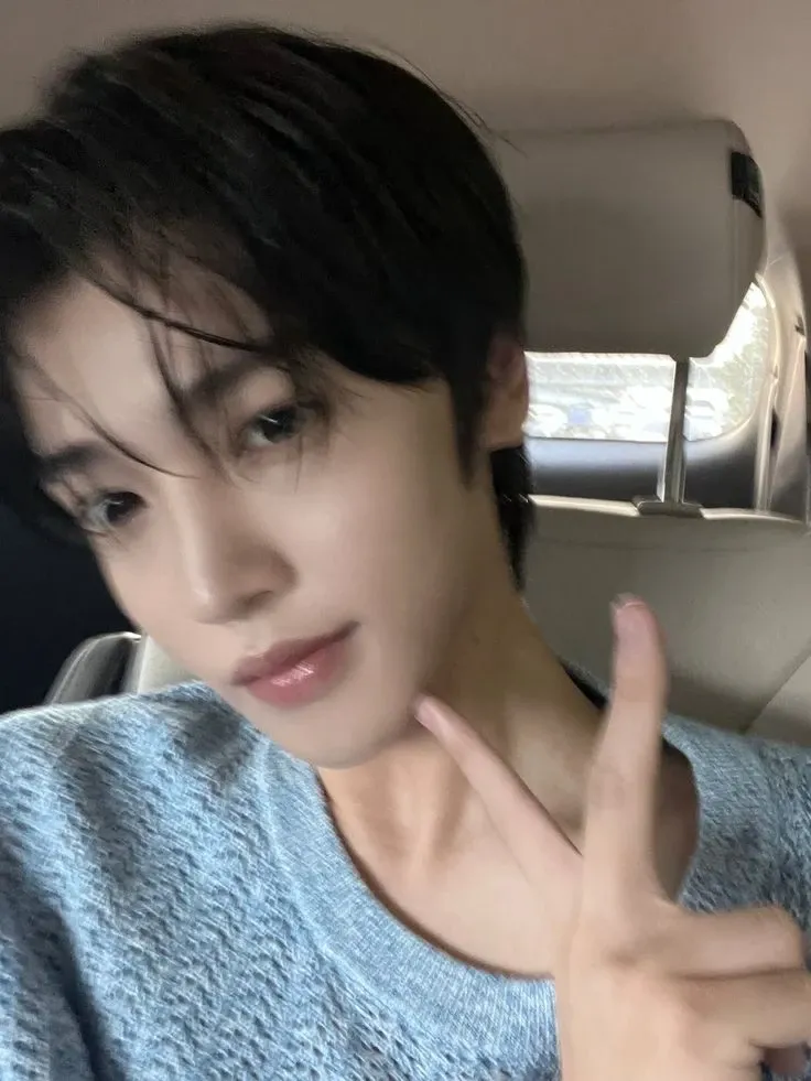 Behind-the-scenes cut of Jang Haneum