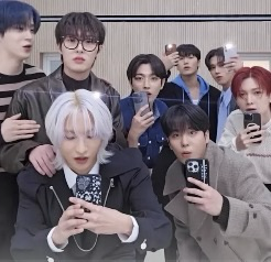 에이티즈 최근 활동샷