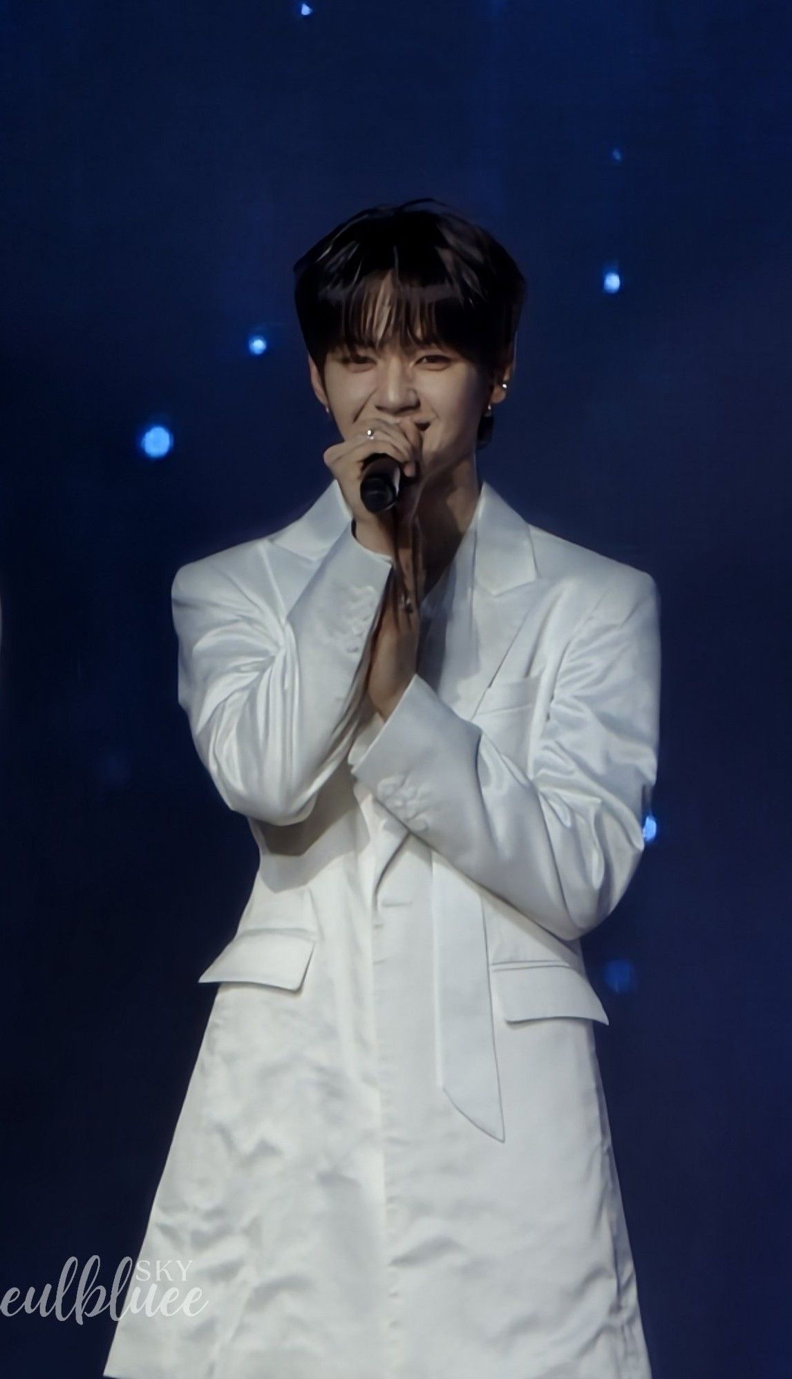 Recent activity shot of JL (AHOF)