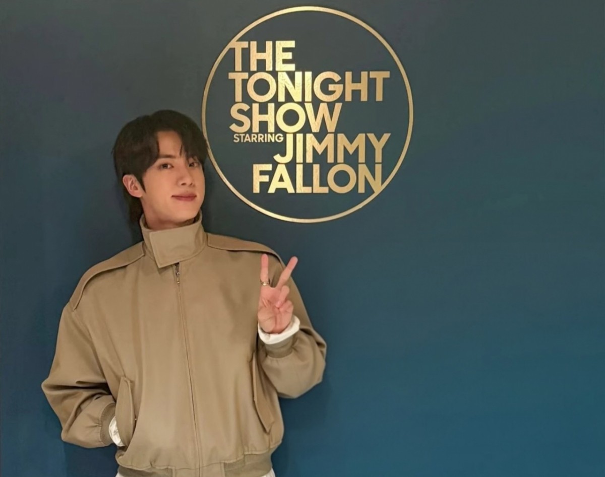Foto terbaru Jin (BTS)