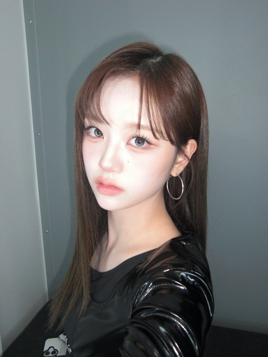 Recent activity shot of tripleS