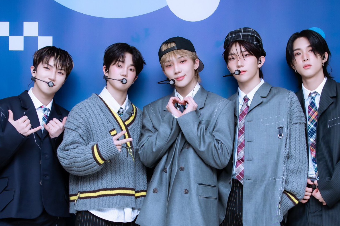 TNX의 최신 사진