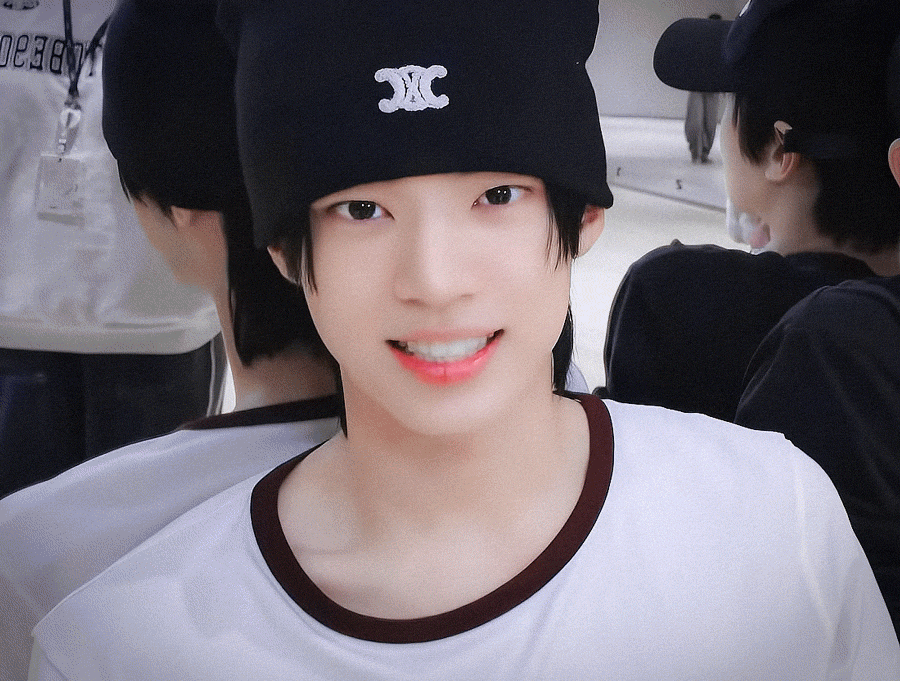 A moment captured by Dohoon (TWS)'s fan