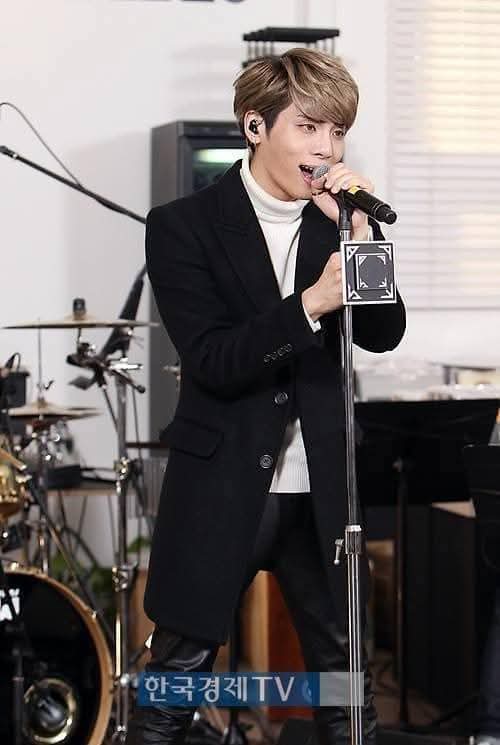 Latest photo of Jonghyun (SHINee)