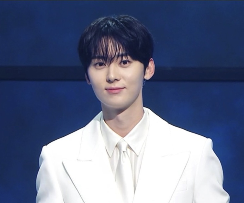 Recent activity shot of Hwang Minhyun