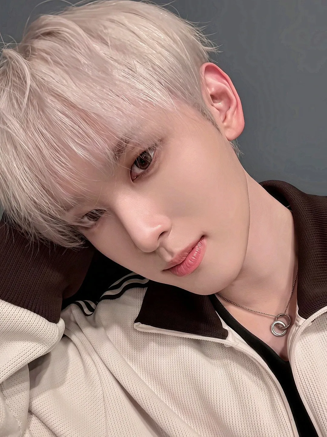 A moment captured by Hyunsik (XODIAC)'s fan