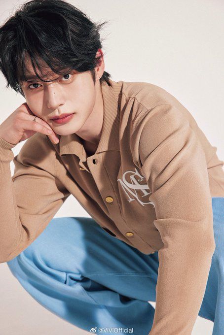 金地雄 (ZEROBASEONE)粉絲拍下的瞬間