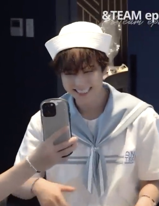 Latest photo of Taki (&TEAM)