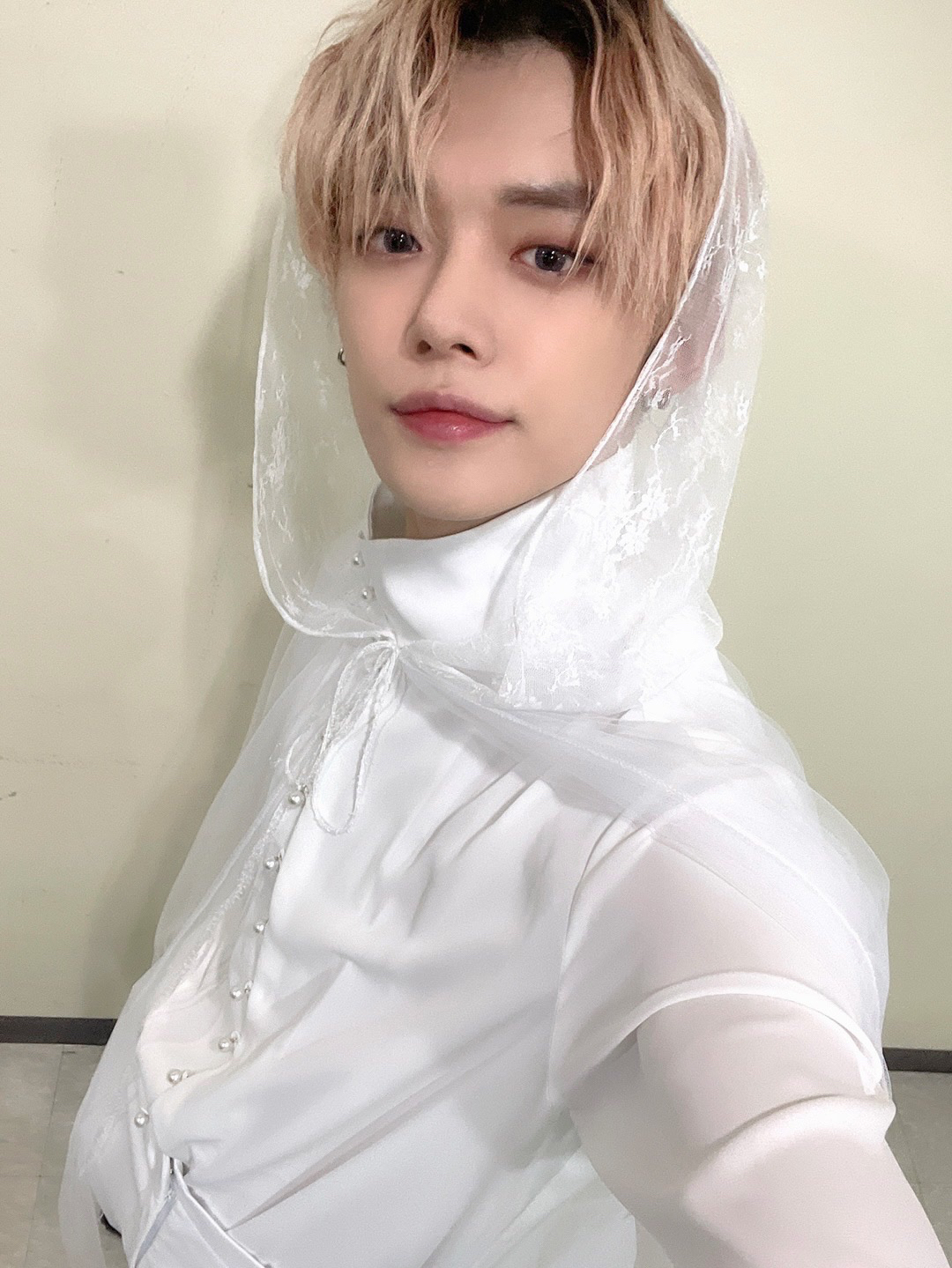 투모로우바이투게더의 비하인드 컷