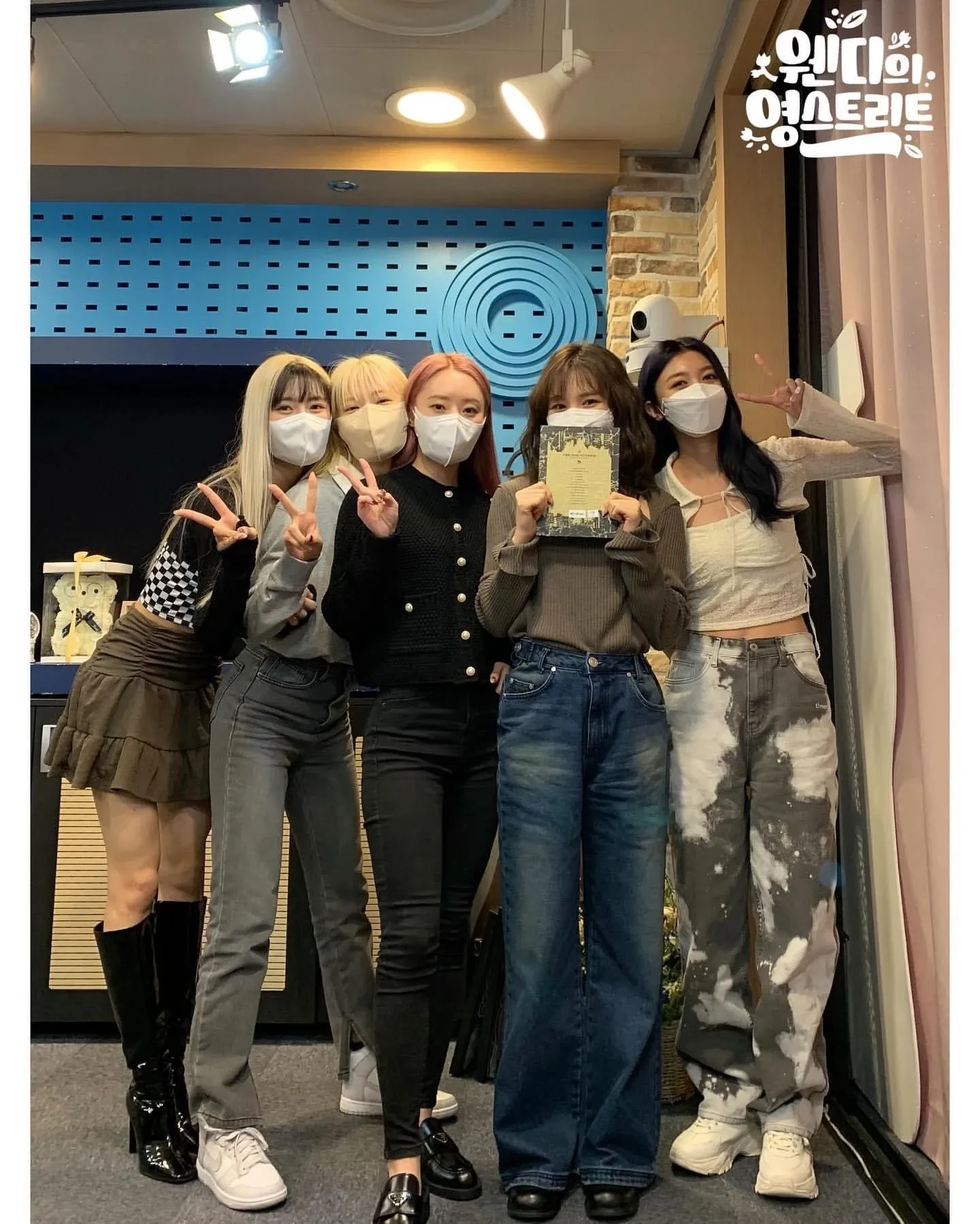 Foto aktivitas terbaru DREAMCATCHER