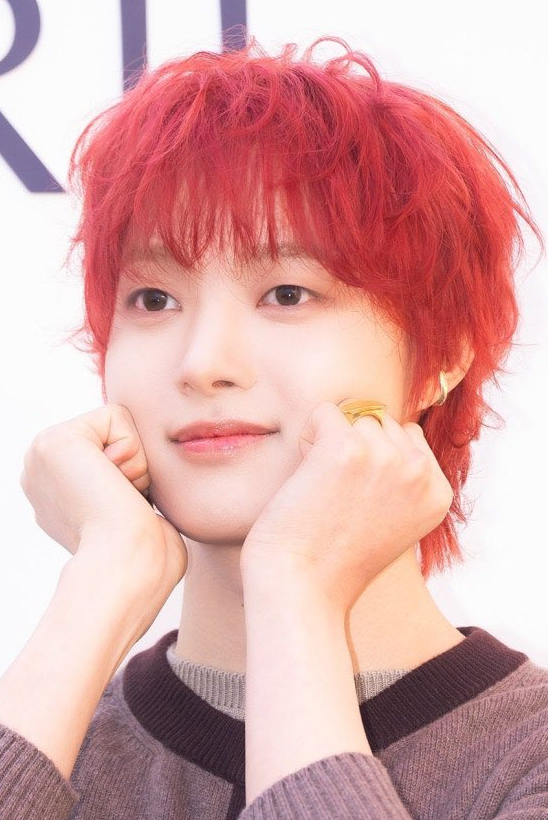 Behind-the-scenes cut of EJ (&TEAM)