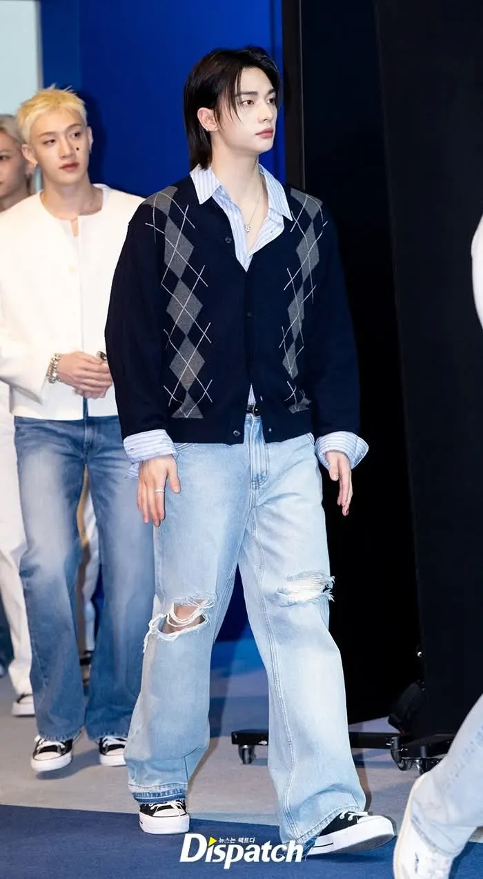 A heartfelt wallpaper shared by Hyunjin (Stray Kids)'s fans