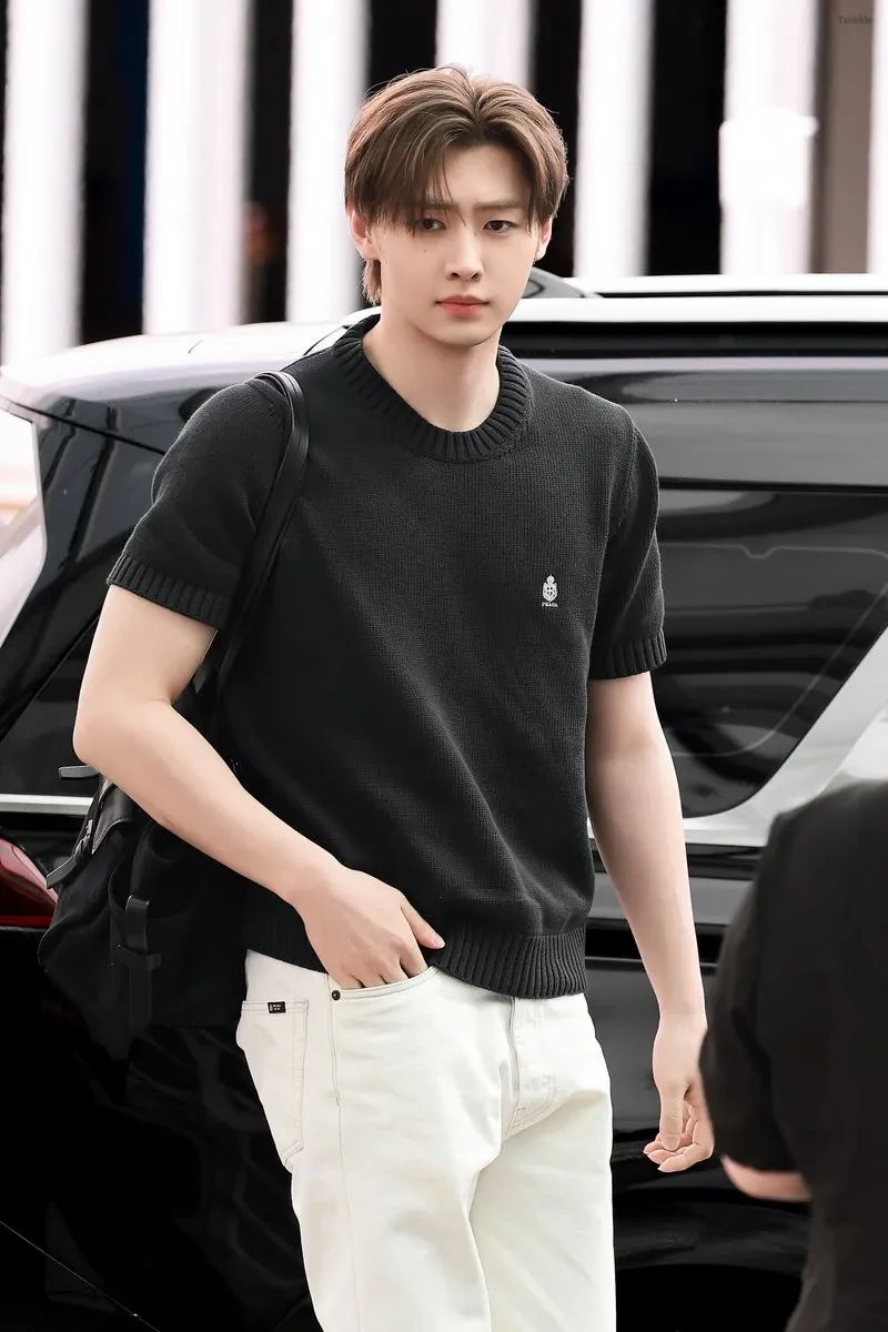 Foto terbaru Sunghoon (ENHYPEN)