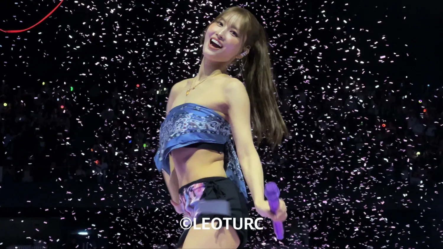 A moment captured by Momo (TWICE)'s fan