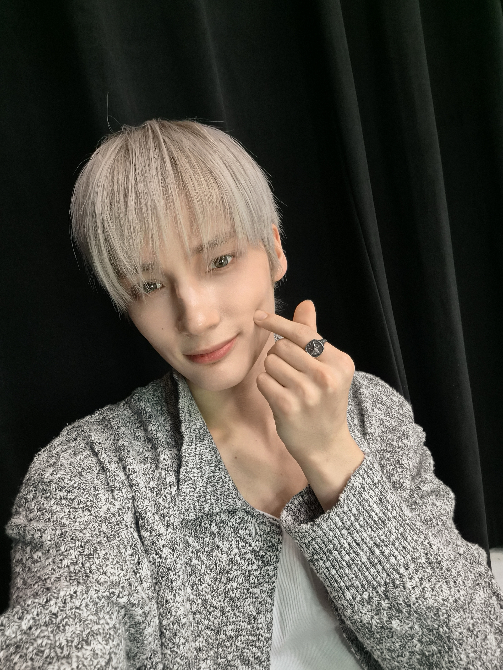 휴닝카이 (투모로우바이투게더) 최근 활동샷