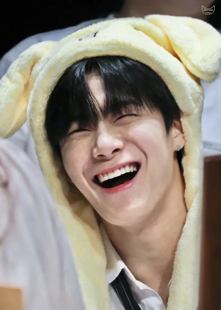 Latest photo of Moonbin (ASTRO)