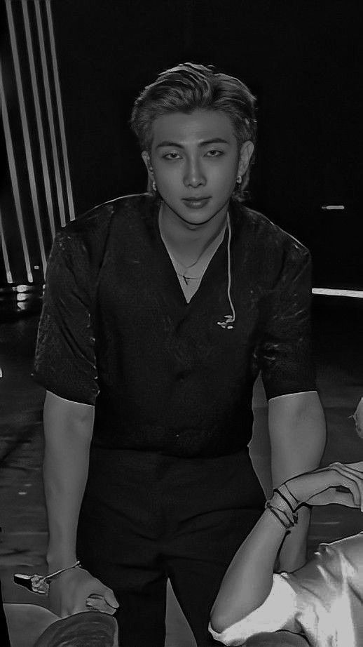 Fandom-recommended wallpaper image of RM (BTS)