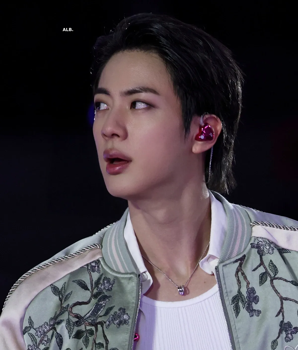 Foto terbaru Jin (BTS)