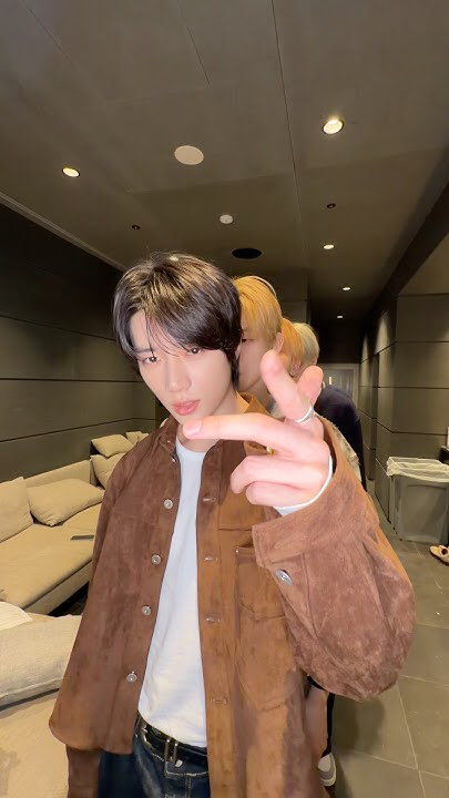 然竣 (TOMORROW X TOGETHER)粉丝最喜爱的经典壁纸