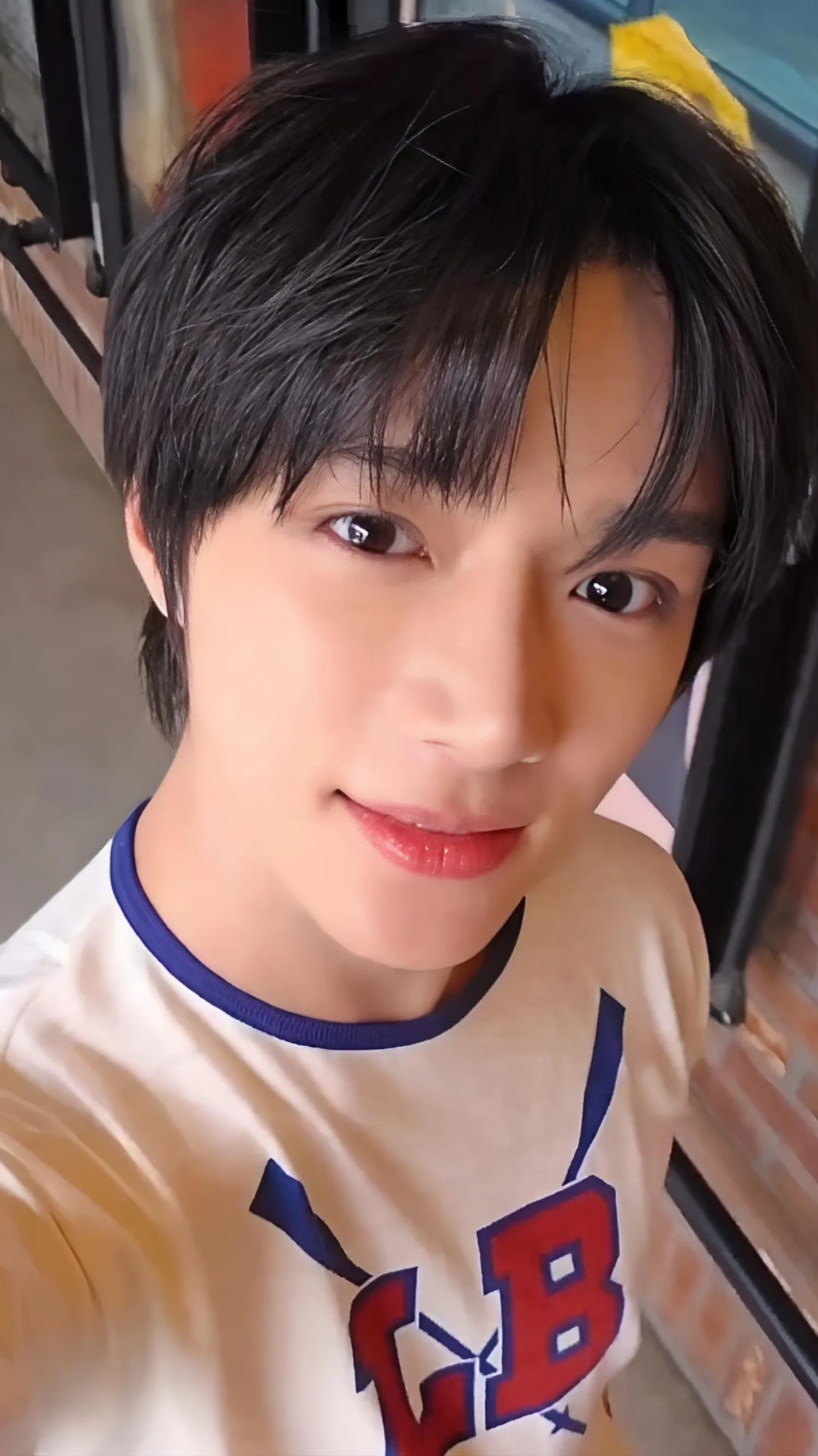 A moment captured by Beomgyu (TOMORROW X TOGETHER)'s fan