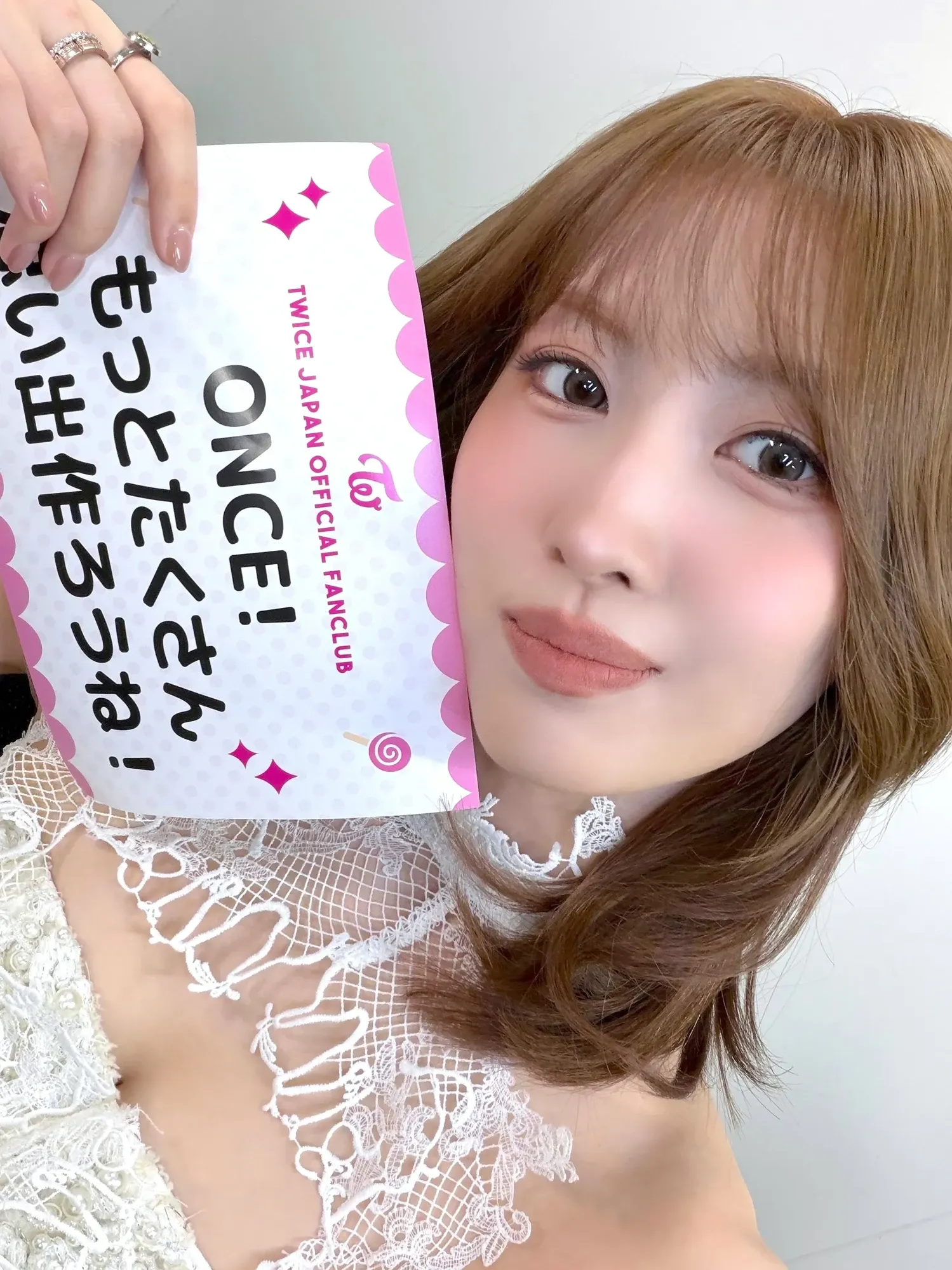 TWICE Momo Fandom Community │ No.1 KPOP App CHOEAEDOL