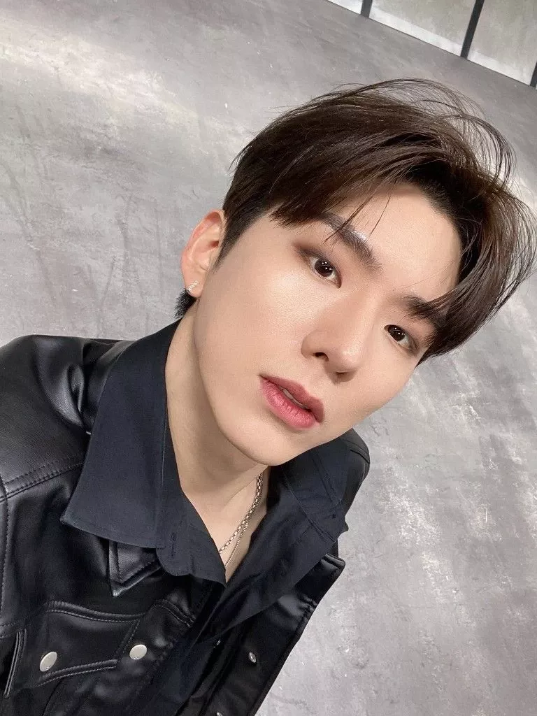 基贤 (MONSTA X)的最新照片