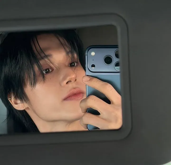 Behind-the-scenes cut of Wooyoung (ATEEZ)