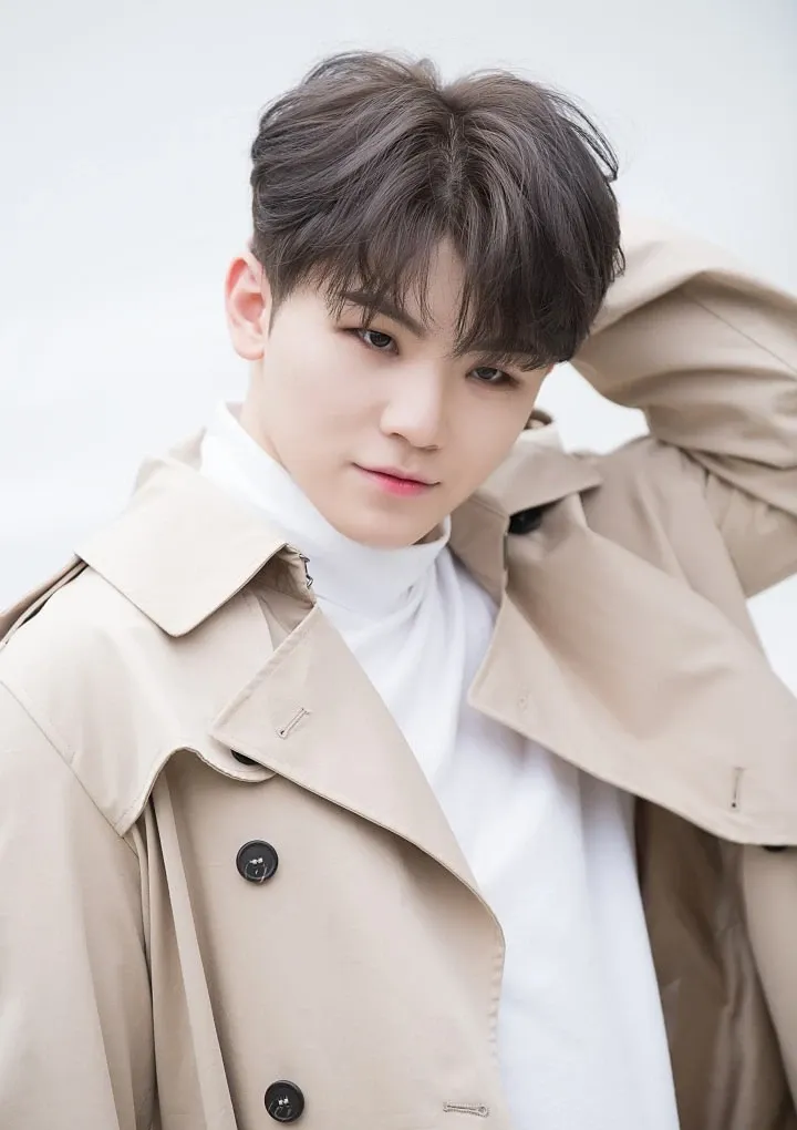 Behind-the-scenes cut of Woozi (SEVENTEEN)