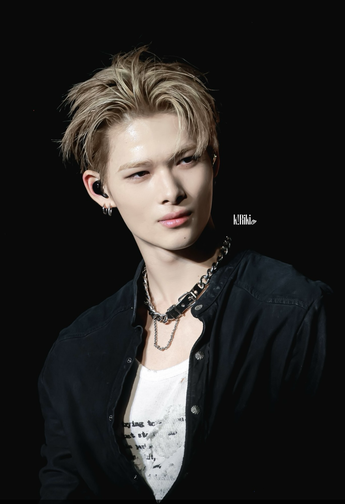 Momen yang diabadikan oleh penggemar NI-KI (ENHYPEN)