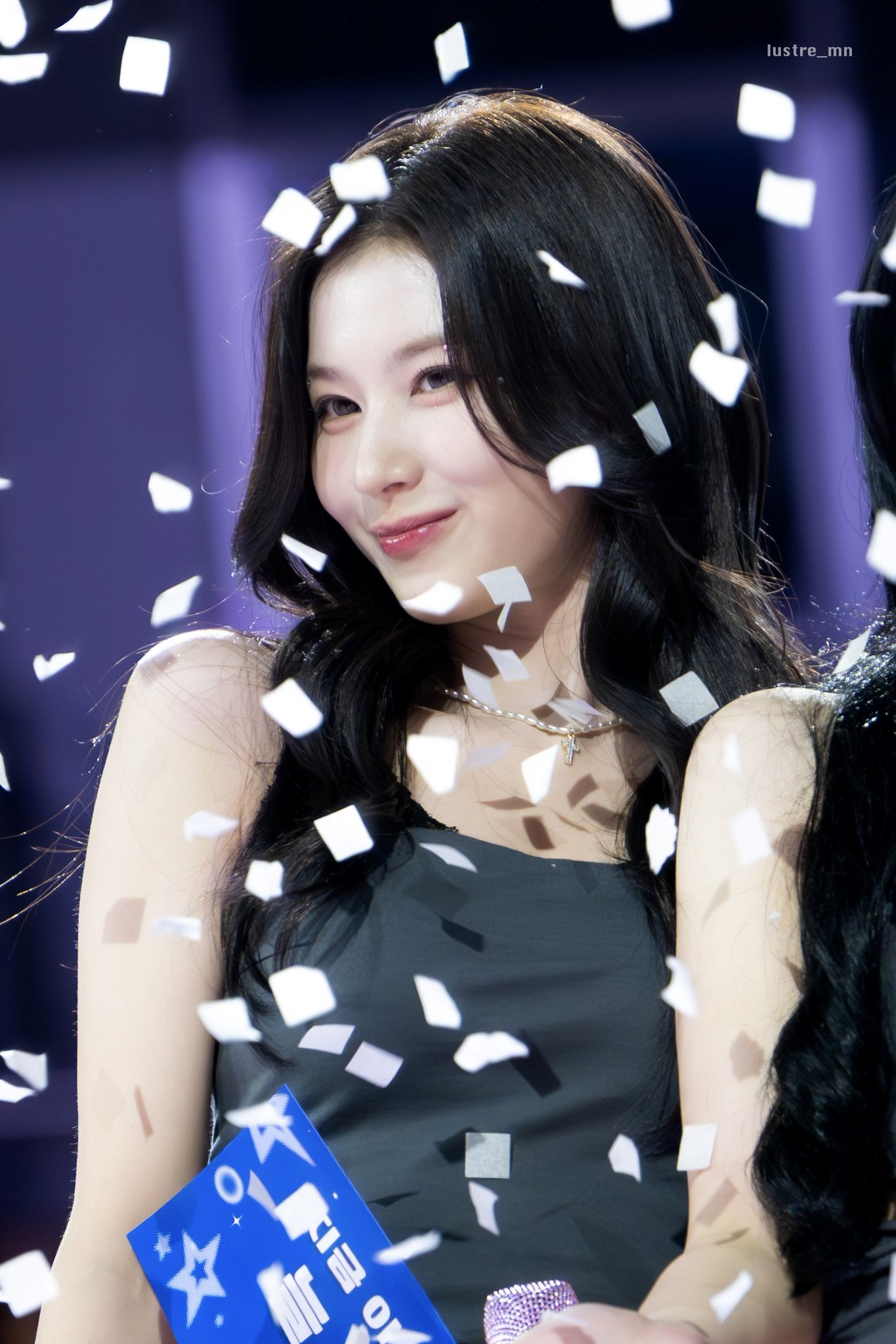 Sana (TWICE)的幕后花絮