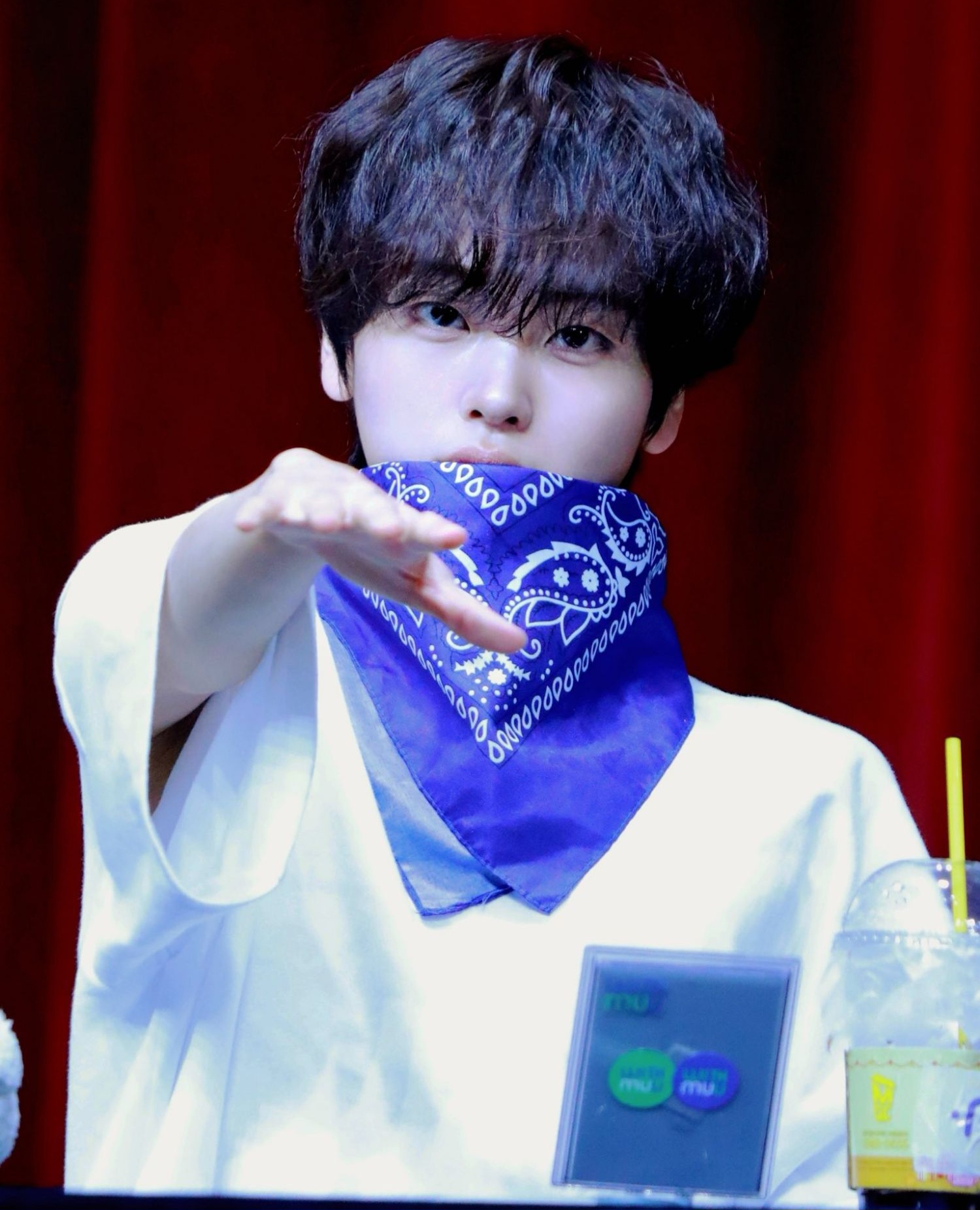 Behind-the-scenes cut of Hyeongjun (CRAVITY)