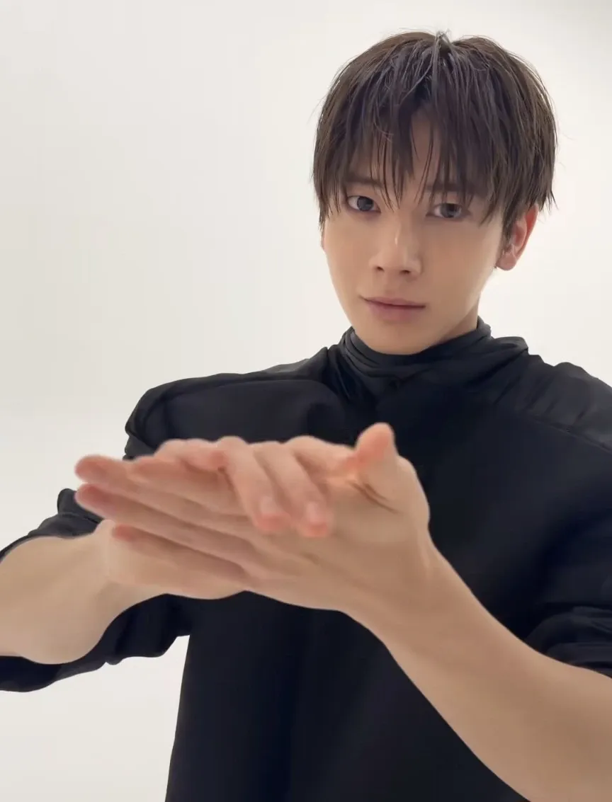 Latest photo of Taehyun (TOMORROW X TOGETHER)