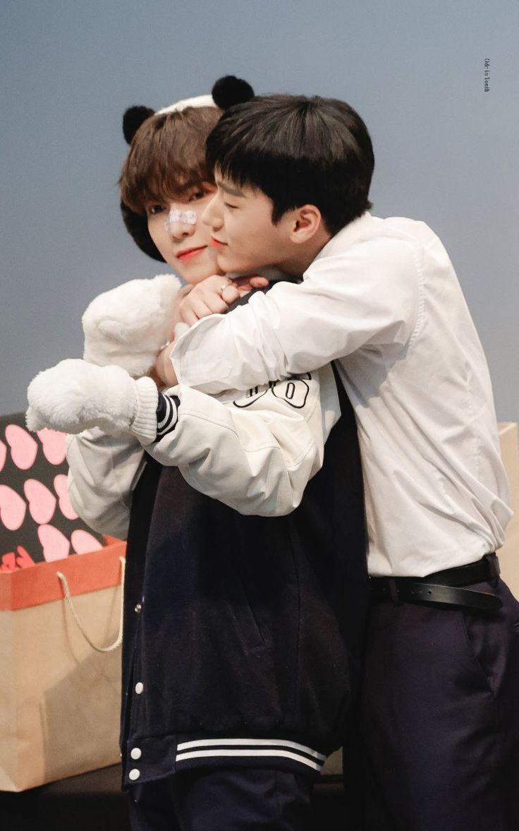 에이티즈의 최신 사진