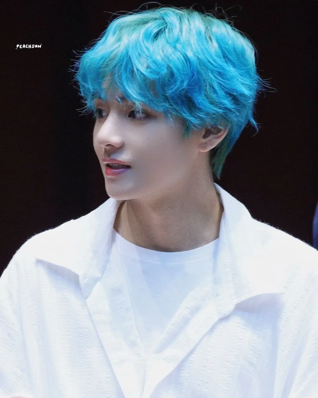 V (BTS)の最近の活動写真