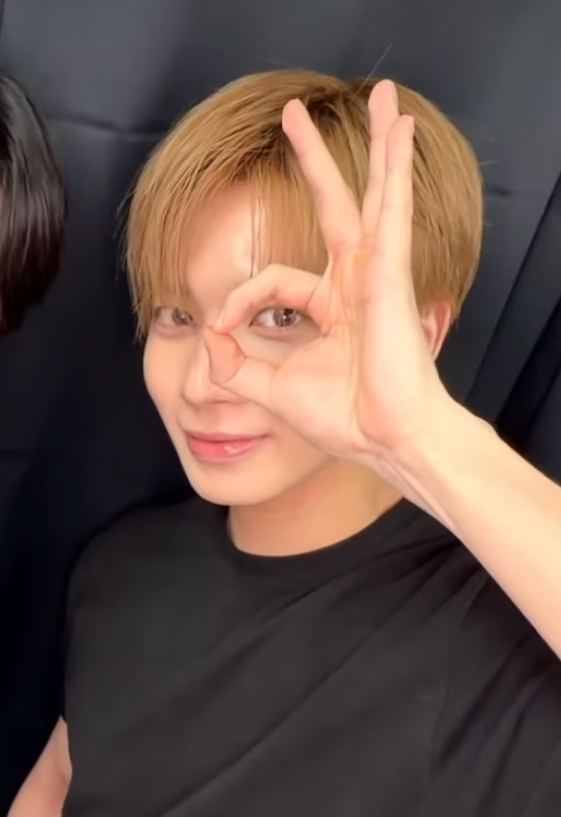 태현 (투모로우바이투게더) 팬이 찍은 순간