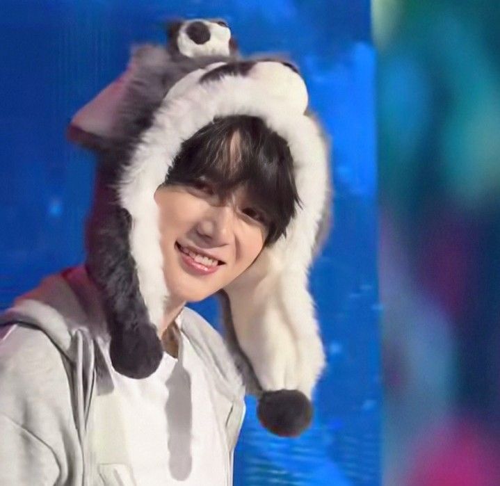 Recent activity shot of Beomgyu (TOMORROW X TOGETHER)