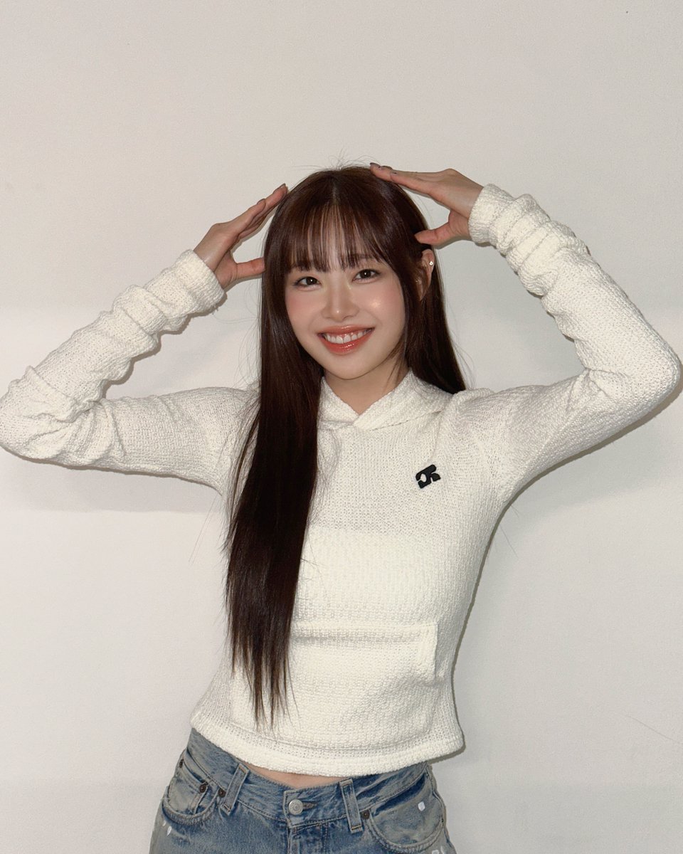 Latest photo of Chuu