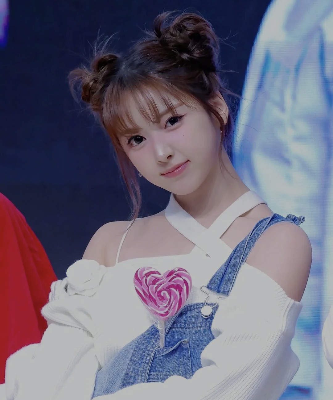 Recent activity shot of Jiwoo (NMIXX)