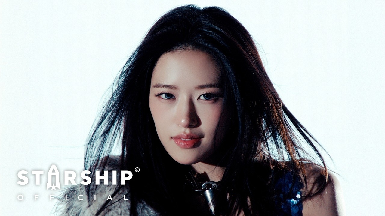 안유진 (IVE)의 비하인드 컷