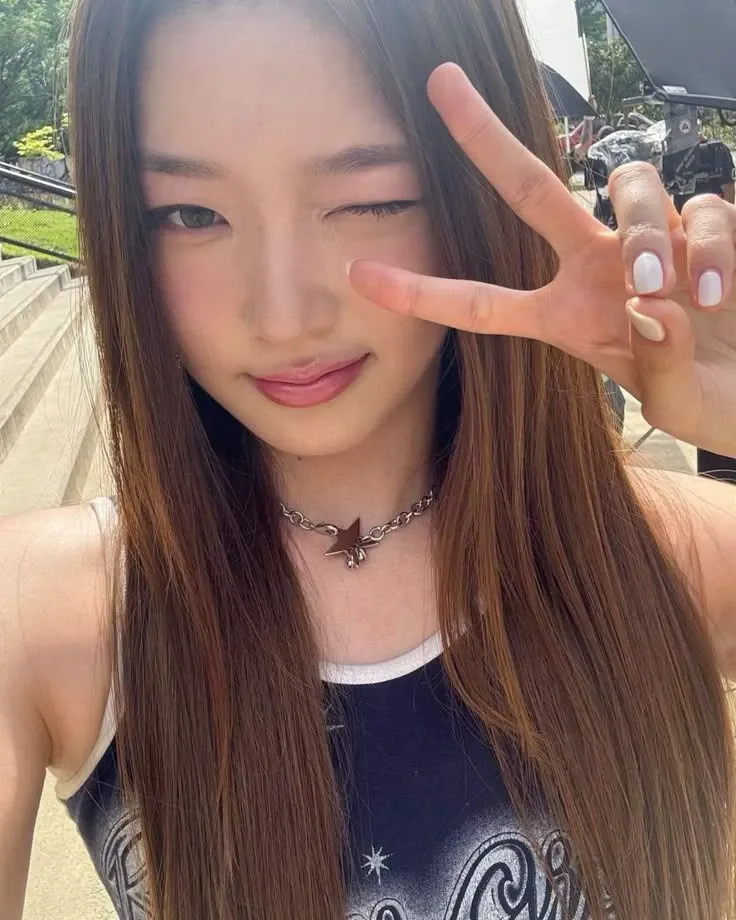 Behind-the-scenes cut of Yoonchae (KATSEYE)