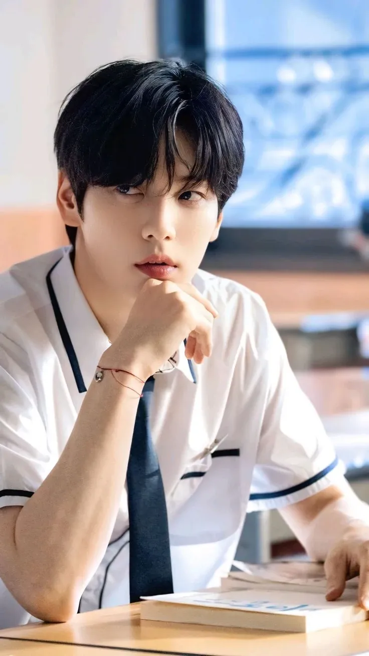 A heartfelt wallpaper shared by Soobin (TOMORROW X TOGETHER)'s fans