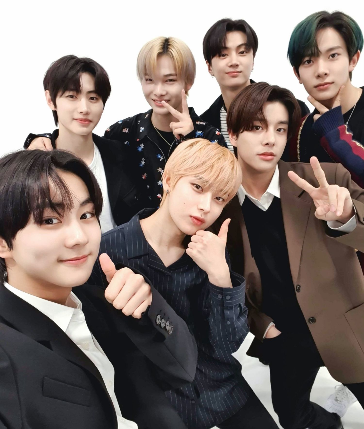 ENHYPEN的最新照片